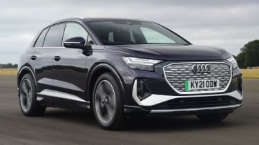 Audi Q4 e-tron - front tracking